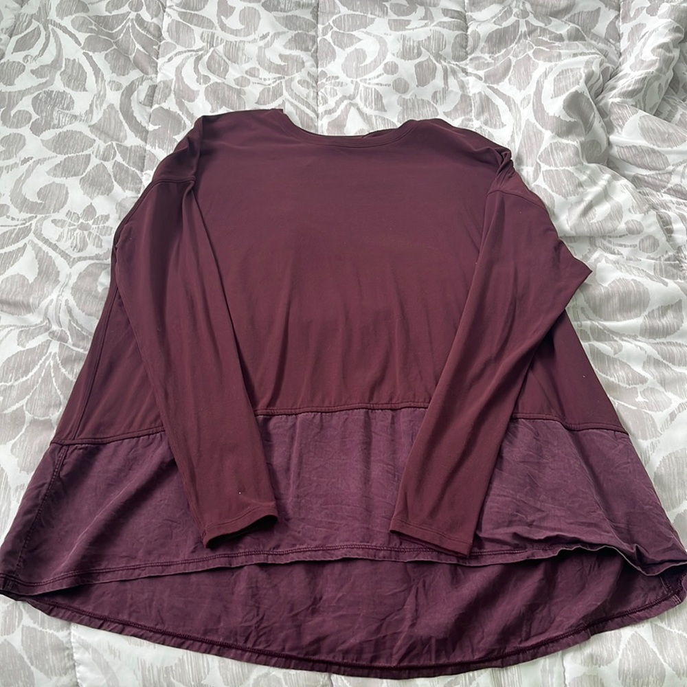 Burgundy lululemon long sleeve
